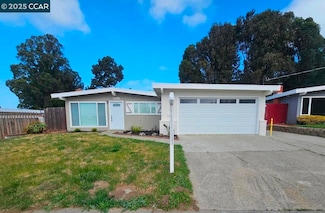 2011 Espanola Dr, San Pablo, CA 94806