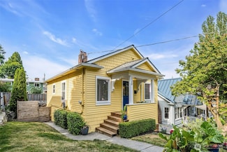 330 NE 55th St, Seattle, WA 98105