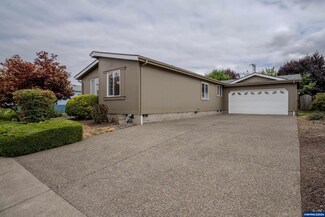 5202 Oahu Ave SE, Salem, OR 97317