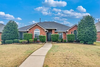 8114 Munich Dr, Rowlett, TX 75089