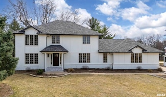 3320 E Ridge Dr, Bettendorf, IA 52722