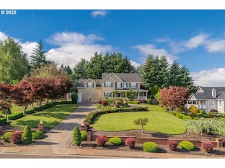 980 SW 7th St, Dundee, OR 97115