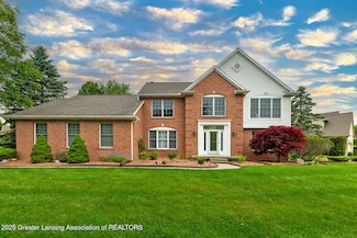 1302 Spicewood Dr S, Meridian Charter Township, MI 48864