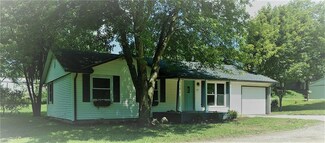 201 E River Bend Ct, Saint Paul, IN 47272