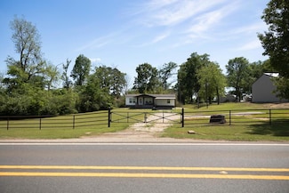 385 Texas 21, San Augustine, TX 75972