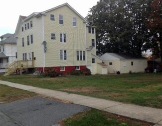8 Natick St, Worcester, MA 01604