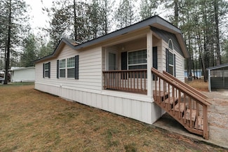 4086 Meadowlark Ln, Loon Lake, WA 99148