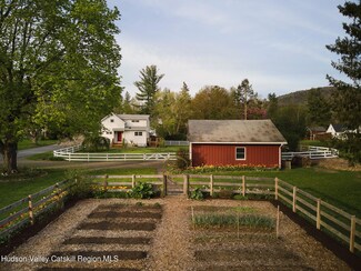 111 Mountain View St, Copake Falls, NY 12517