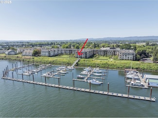 707 N Hayden Island Dr Unit 215, Portland, OR 97217
