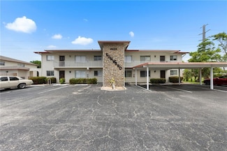 4420 Santa Barbara Blvd Unit 105, Cape Coral, FL 33914