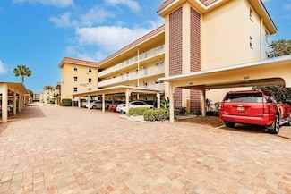 1250 N Portofino Dr Unit 302, Sarasota, FL 34242