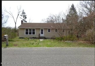 112 2nd Ave, Tuckerton, NJ 08087