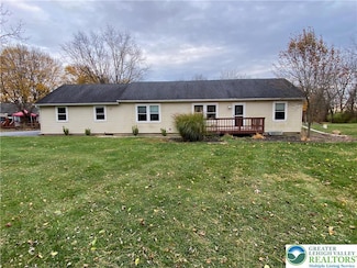 4571 Newburg Rd, Nazareth, PA 18064