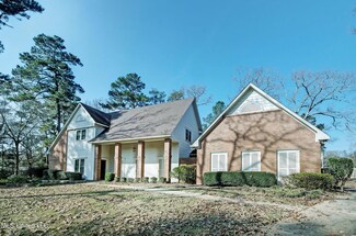 50 Avery Cir, Jackson, MS 39211