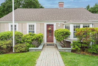 6 Gilbert Rd, Natick, MA 01760