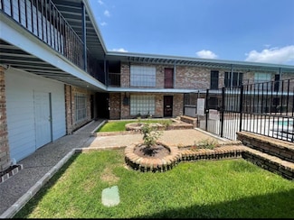 5617 Bissonnet St Unit 104, Houston, TX 77081