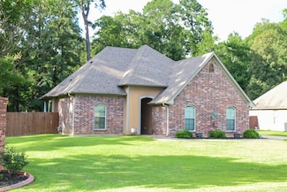 1101 Bear Creek Dr, Haughton, LA 71037