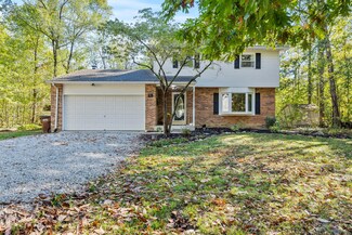 71 Challedon Cir SW, Pataskala, OH 43062