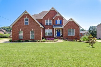 8040 Burntwood Dr, La Vergne, TN 37086