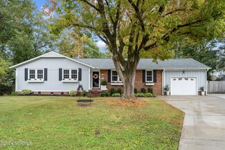 101 Ramona Ave, Jacksonville, NC 28540