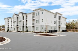 5630 Lucas Ct Unit 201, Leland, NC 28451