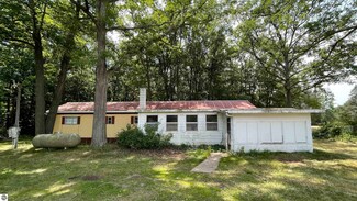 5605 W Baseline Rd, Weidman, MI 48893