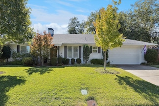 4209 Bilglade Rd, Fort Worth, TX 76109