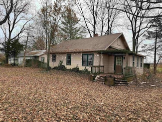 3728 Gear St, Montmorenci, IN 47962
