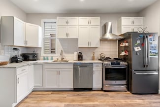 264 Maverick St Unit 3, Boston, MA 02128