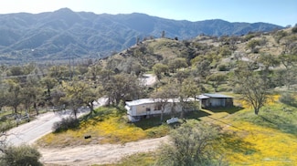 42800 Indian Oak Rd, Caliente, CA 93518