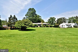 990 Swayze Ave, Washington Crossing, PA 18977