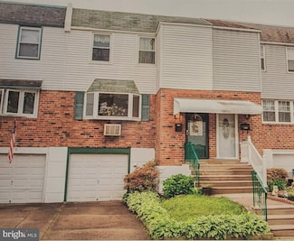 11731 Dimarco Dr, Philadelphia, PA 19154