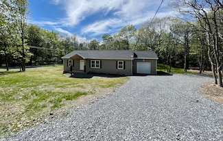 39 Berryman Ln, Albrightsville, PA 18210