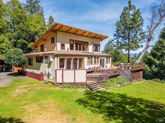 29301 Timberline Rd, Willits, CA 95490