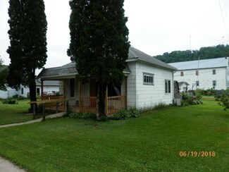 110 Plane St, Soldiers Grove, WI 54655