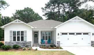 107 Hardee Ln, Whispering Pines, NC 28327