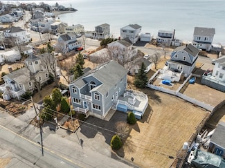 11 Fox Hill Rd, Nahant, MA 01908