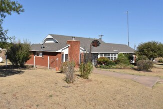 273172 E County Road 42, Lahoma, OK 73754