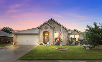 1440 Glade Meadows Dr, Burleson, TX 76058