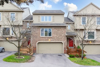 4253 Breckenridge Dr, West Bloomfield, MI 48322