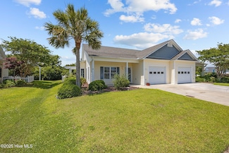 124 Palmetto Place Cir, Beaufort, NC 28516