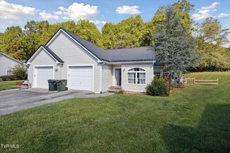 111 Willow Oak Ct, Bristol, VA 24201