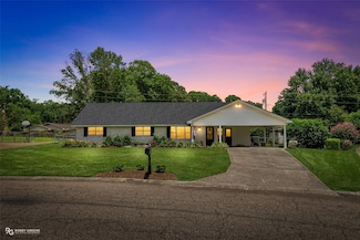 1005 E Todd Cir, Minden, LA 71055