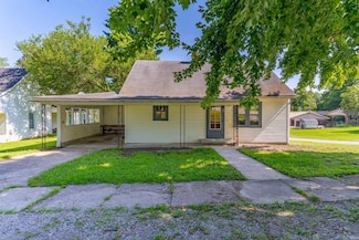 52 E Spring St, Chrisney, IN 47611