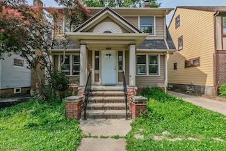 3821 Montevista Rd, Cleveland, OH 44121
