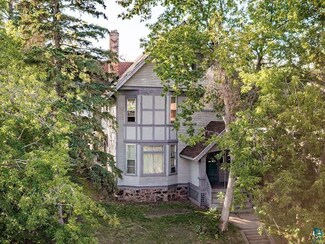 1511 E 4th St, Duluth, MN 55812