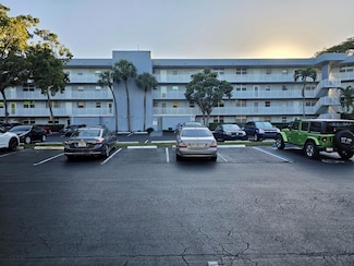 118 Royal Park Dr Unit 2E, Oakland Park, FL 33309