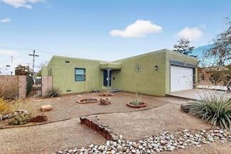 512 Valverde Dr SE, Albuquerque, NM 87108