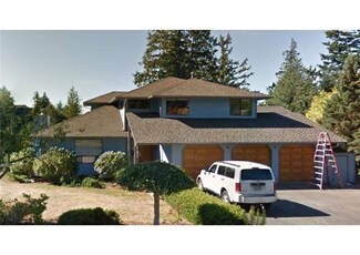 716 Fieldston Rd, Bellingham, WA 98225