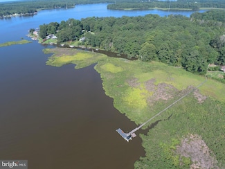 0-36B 1 D 8 Point Anne Dr, Hartfield, VA 23071